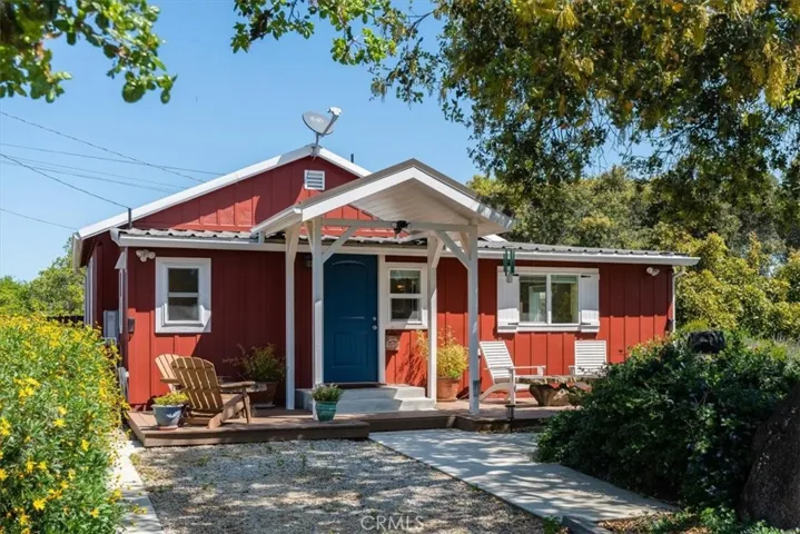 2040 Ferndale Road, Arroyo Grande, California 93420