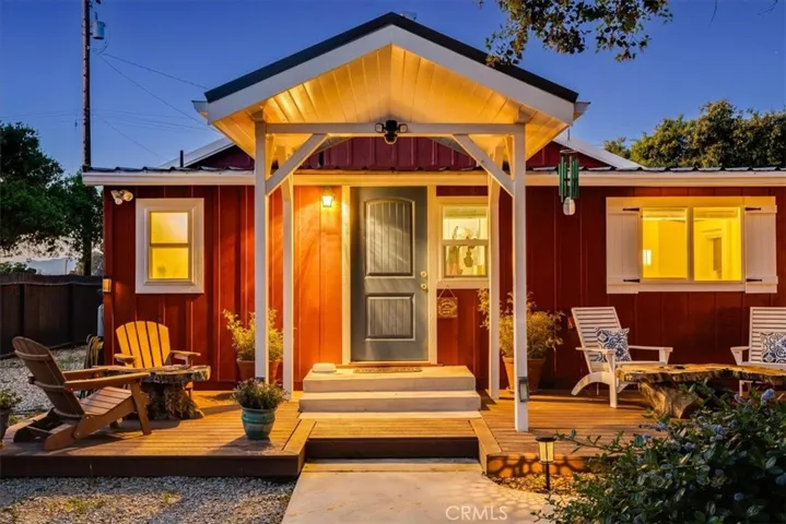 2040 Ferndale Road, Arroyo Grande, California 93420