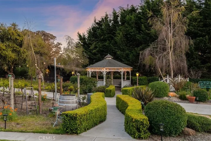 2040 Ferndale Road, Arroyo Grande, California 93420