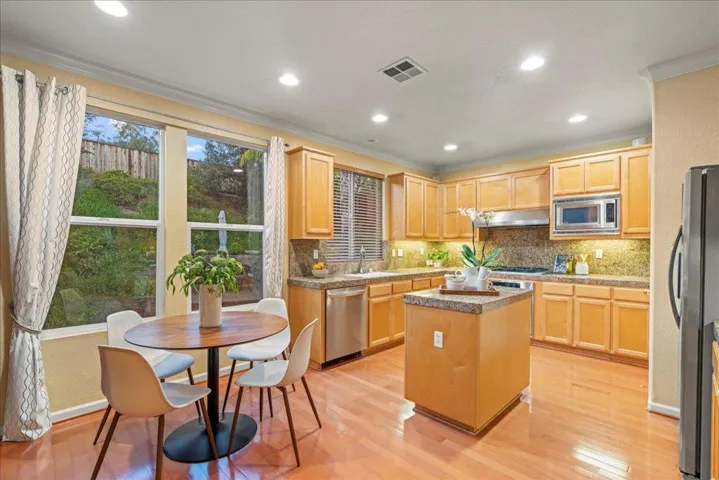 862 Canoas Creek Circle, San Jose, California 95136