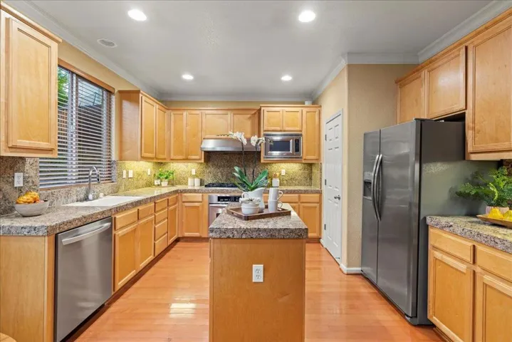 862 Canoas Creek Circle, San Jose, California 95136