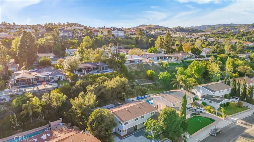 6019 Maury Avenue, Woodland Hills, California 91367