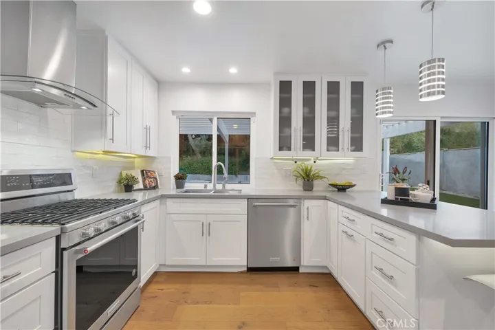 6019 Maury Avenue, Woodland Hills, California 91367