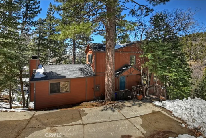 2740 Preston Drive, Running Springs, California 92382