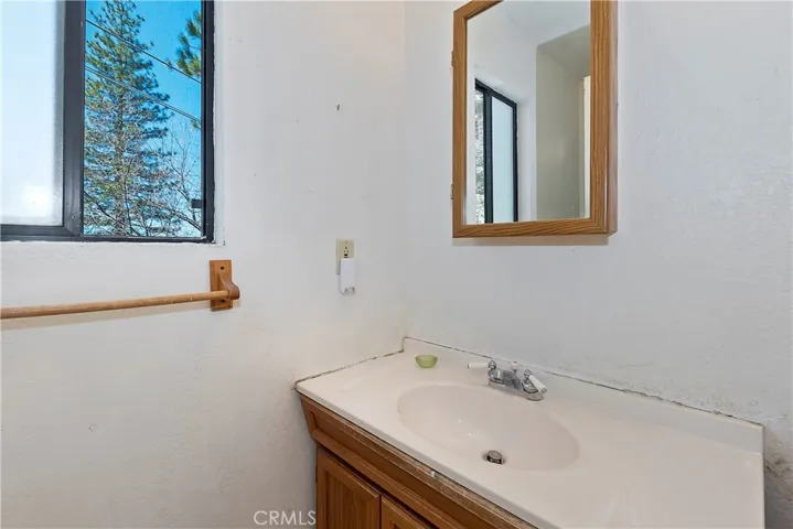 2740 Preston Drive, Running Springs, California 92382