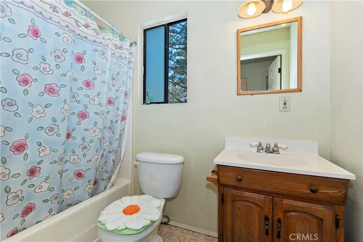 2740 Preston Drive, Running Springs, California 92382