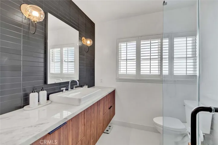 12052 Red Hill Avenue, North Tustin, California 92705