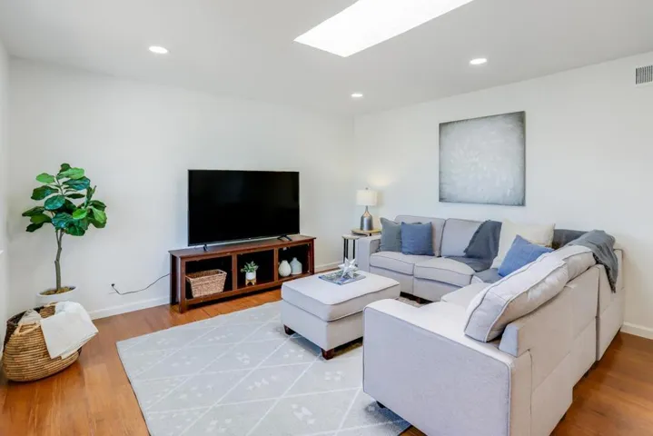 826 Waldo Road, Campbell, California 95008