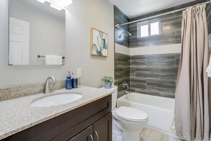 826 Waldo Road, Campbell, California 95008