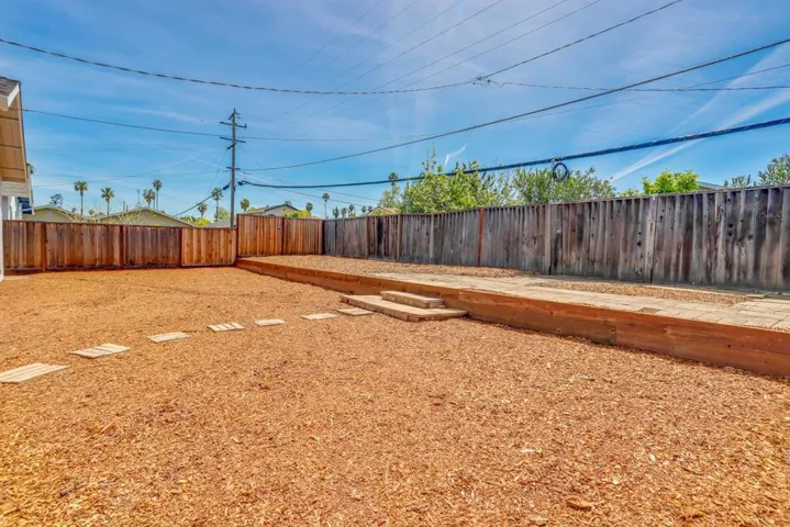 826 Waldo Road, Campbell, California 95008