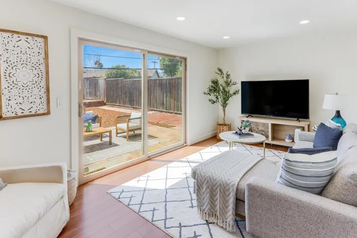 826 Waldo Road, Campbell, California 95008