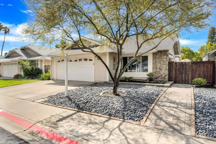 333 Sunflower, Escondido, California 92026