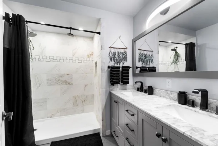 333 Sunflower, Escondido, California 92026