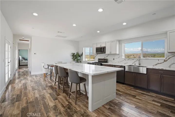 7108 Luane Trail, Colton, California 92324