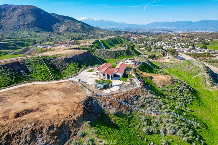 7108 Luane Trail, Colton, California 92324