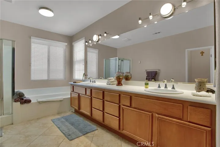 8969 Seal Beach Drive, Hesperia, California 92344