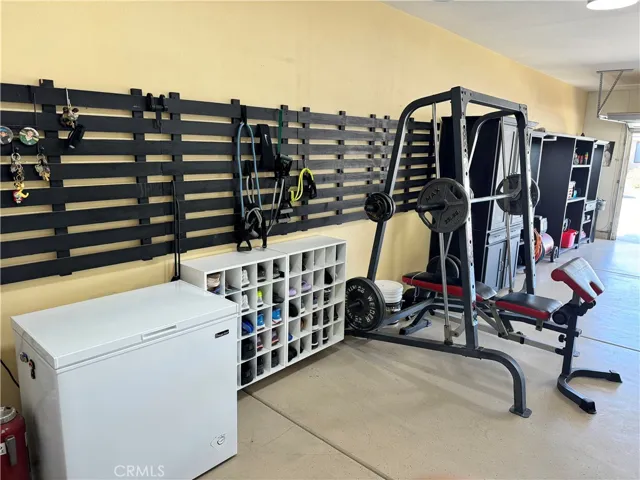 8969 Seal Beach Drive, Hesperia, California 92344