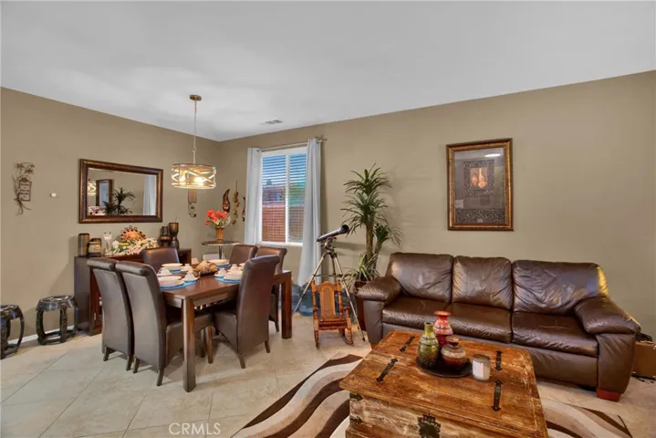 8969 Seal Beach Drive, Hesperia, California 92344
