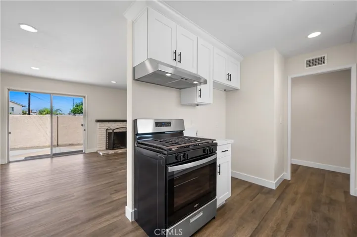10235 Dale Avenue, Stanton, California 90680