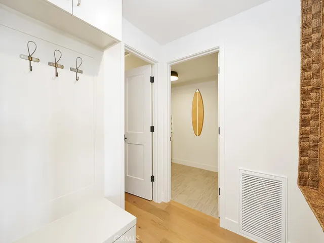 305 Avenida Cerritos, Newport Beach, California 92660