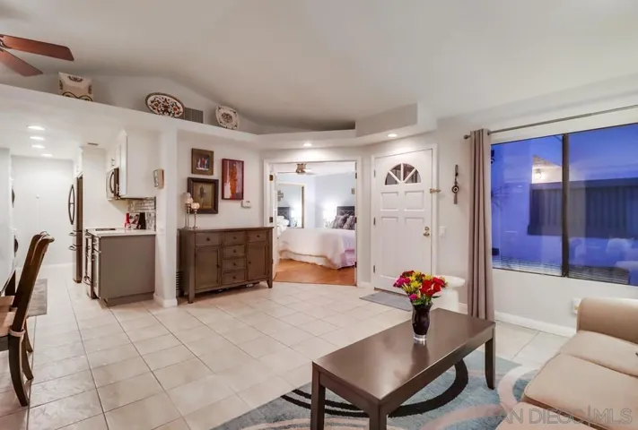3692 Avocado Village Ct 6, La Mesa, California 91941