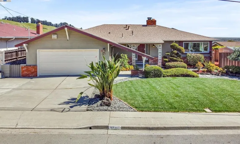2790 Marineview Dr, San Leandro, California 94577