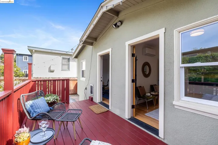 560 44th St, Oakland, California 94609