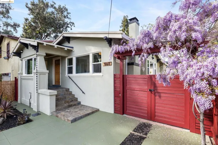 560 44th St, Oakland, California 94609