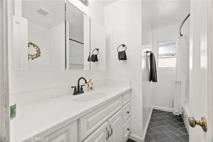 418 Manor Drive, El Cajon, California 92020