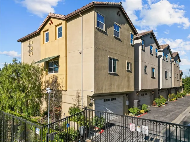16863 Balboa Lane, Van Nuys, California 91406