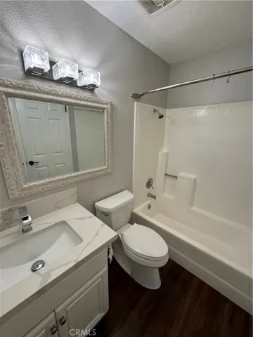 20251 Cape Coral Lane 305, Huntington Beach, California 92646