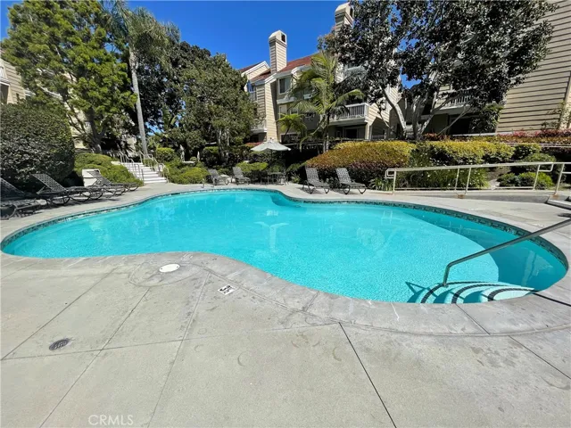 20251 Cape Coral Lane 305, Huntington Beach, California 92646