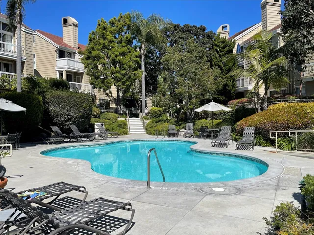 20251 Cape Coral Lane 305, Huntington Beach, California 92646