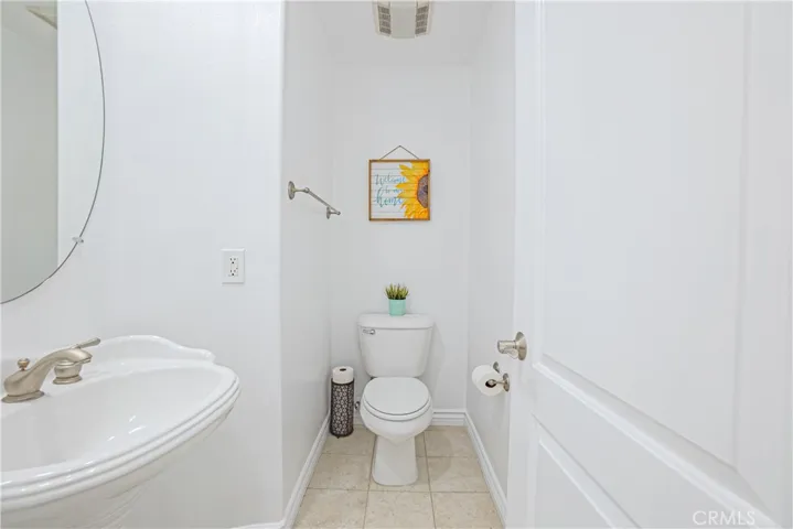 320 E Imperial Avenue 2, El Segundo, California 90245