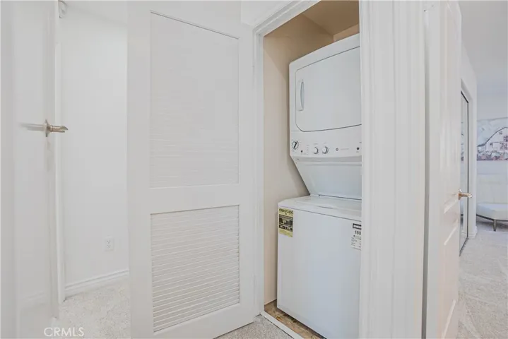 320 E Imperial Avenue 2, El Segundo, California 90245