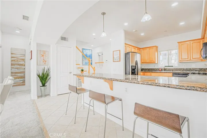320 E Imperial Avenue 2, El Segundo, California 90245