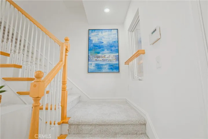 320 E Imperial Avenue 2, El Segundo, California 90245