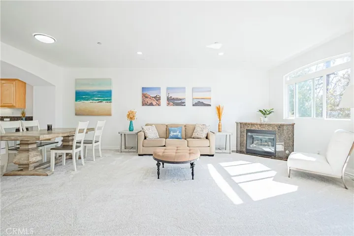 320 E Imperial Avenue 2, El Segundo, California 90245