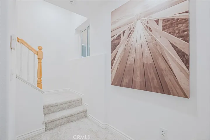 320 E Imperial Avenue 2, El Segundo, California 90245