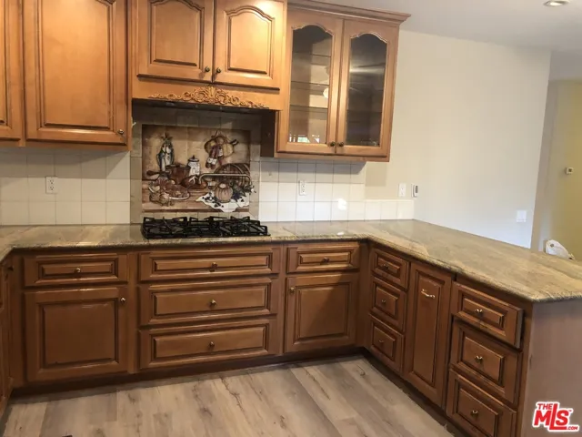 gourmet kitchen