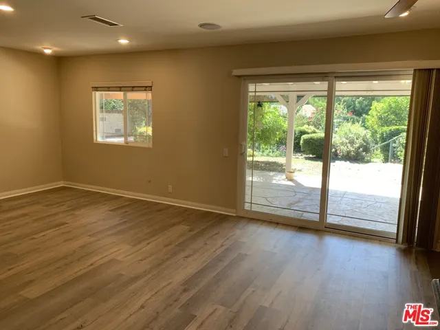 Family room off the kitchen