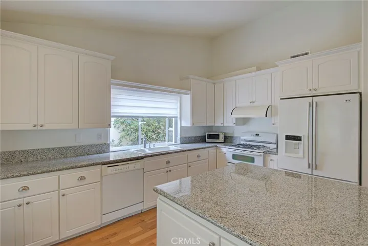 2076 Valor Drive, Corona, California 92882