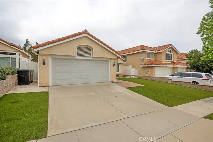 2076 Valor Drive, Corona, California 92882