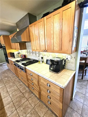 38853 Gladstone Court, Palmdale, California 93551