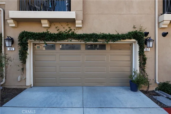 2 Car Garage