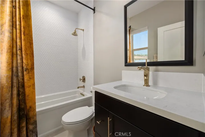 107 Alder Ridge, Lake Forest, California 92610