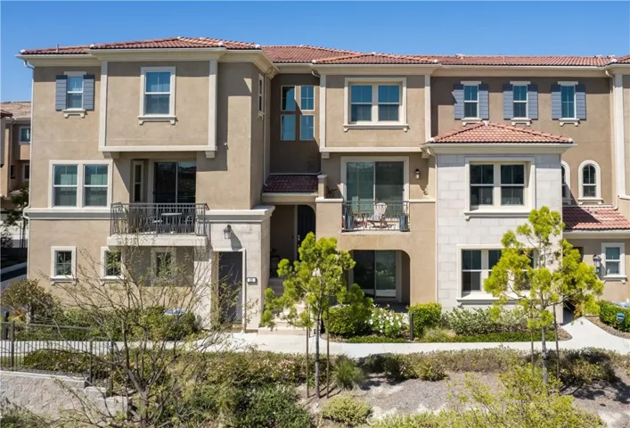 107 Alder Ridge, Lake Forest, California 92610