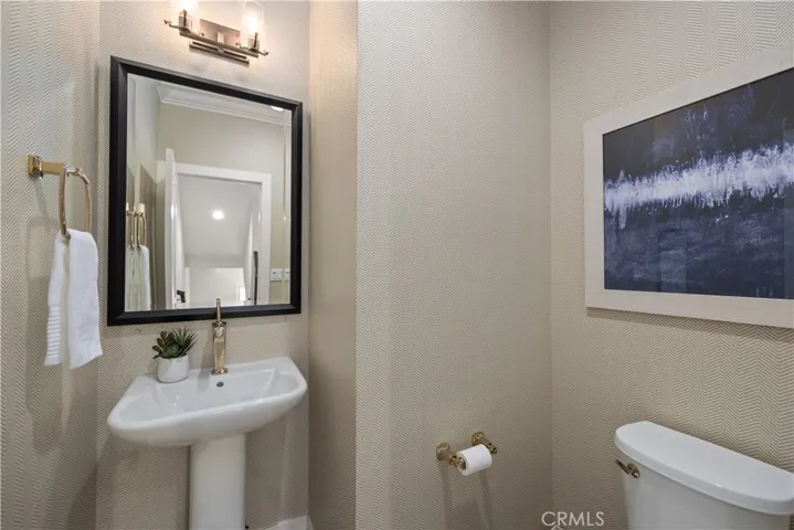 107 Alder Ridge, Lake Forest, California 92610