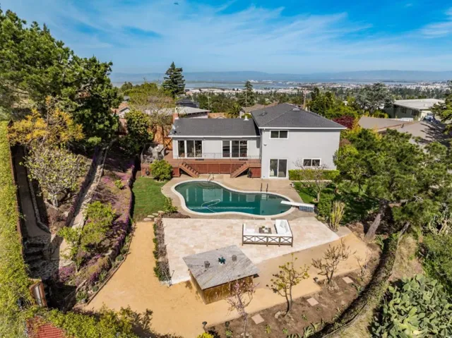 2816 Porto Rosa Way, San Carlos, California 94070