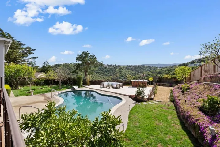 2816 Porto Rosa Way, San Carlos, California 94070